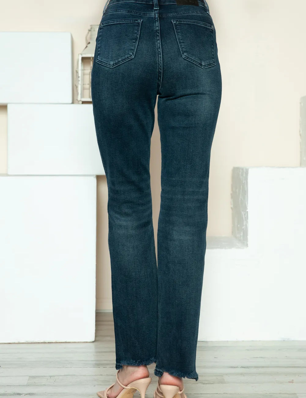 0857ac81-0782-4ee9-9a8a-01c94755c199-Max