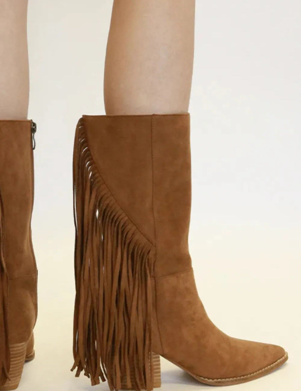 0d827d90-47cd-4611-9e11-2a886814a783-Max