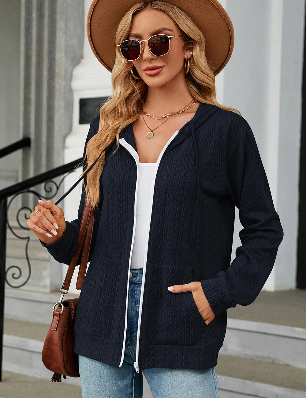 2293b6c4-176f-4d67-b621-b2902341c7f5-Max