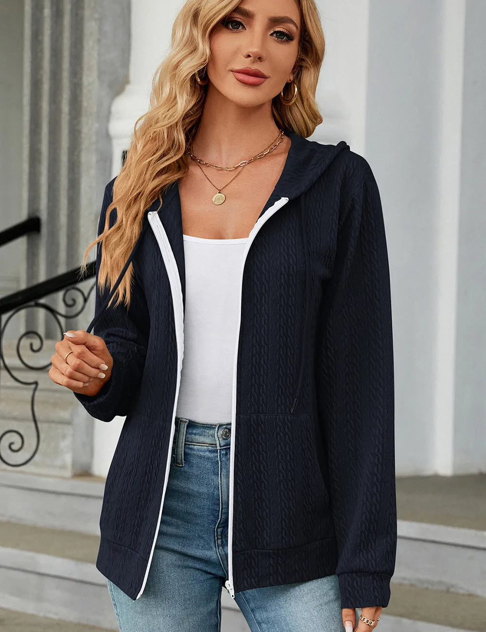 4458fb81-0b7c-4ab1-afb9-0c49ac65a10b-Max