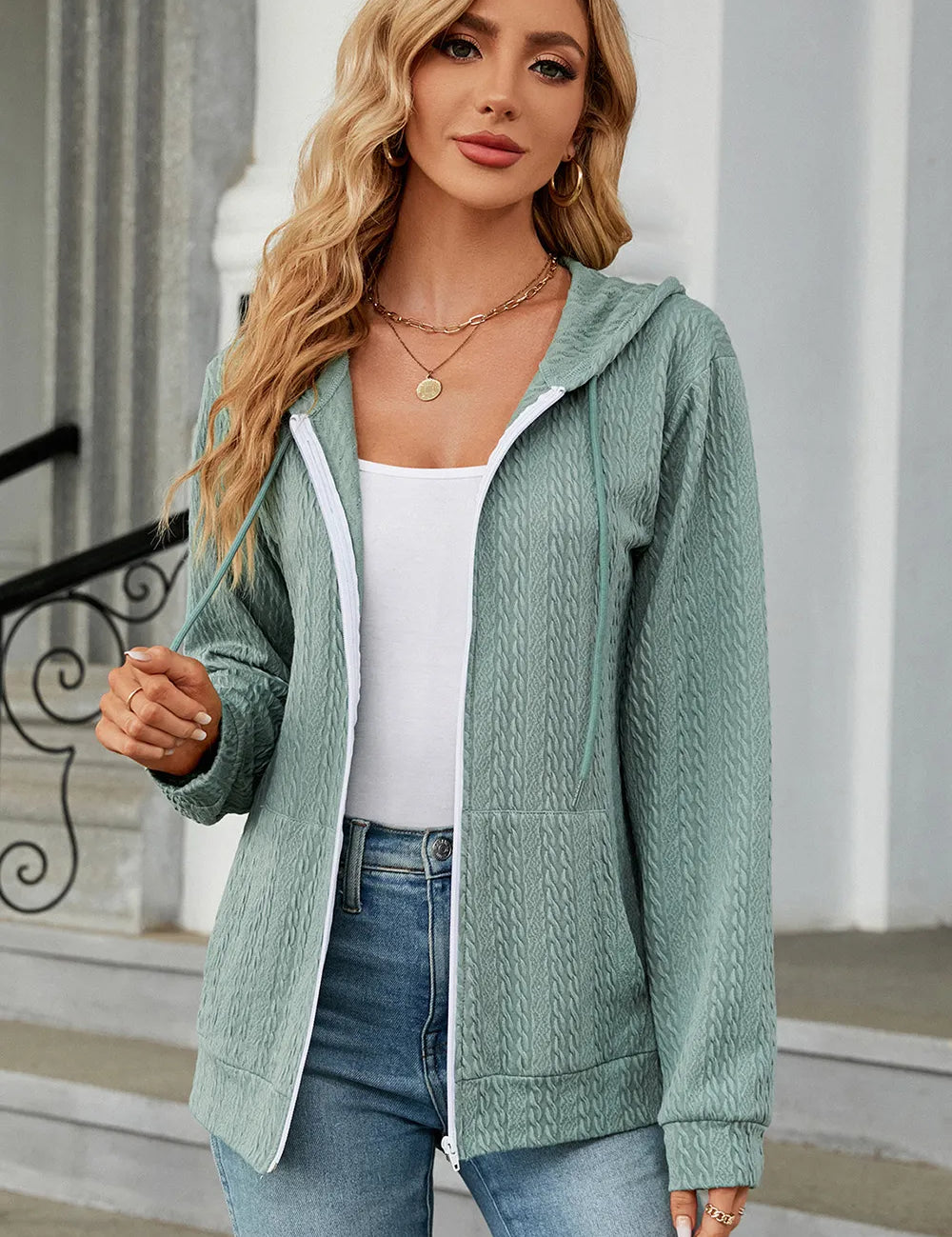 504fa8ec-86cc-4361-94d7-dd766115abe7-Max