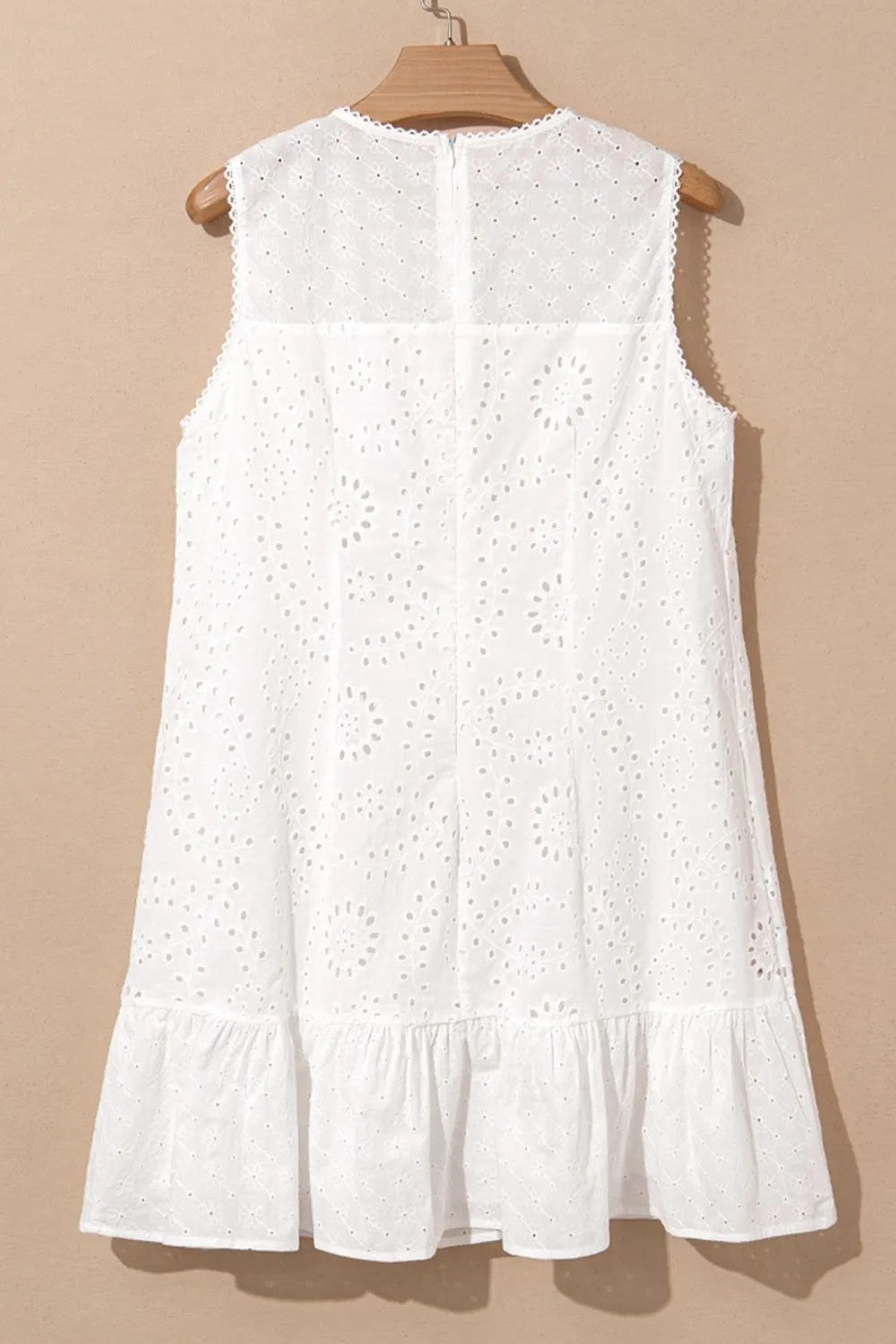 Floral Eyelet Embroidered Sleeveless Shift Dress
