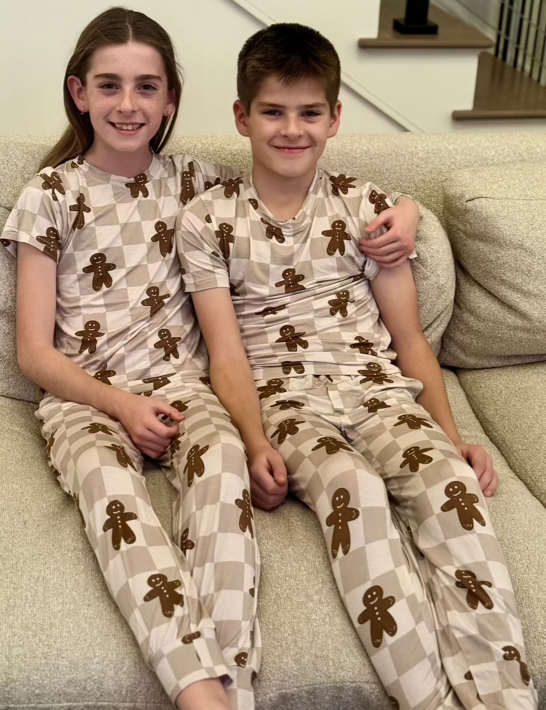Bamboo-Unisex-Youth-Christmas-Holiday-Pajamas-Gingerbread-2.png