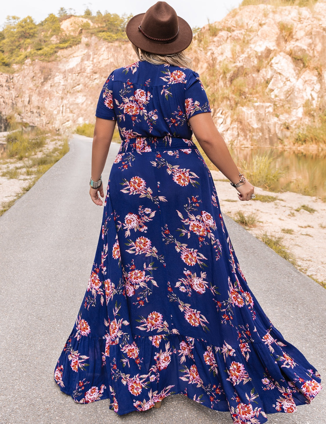 ab2d4ab026f443f38b2cc51f4828bff3-Max