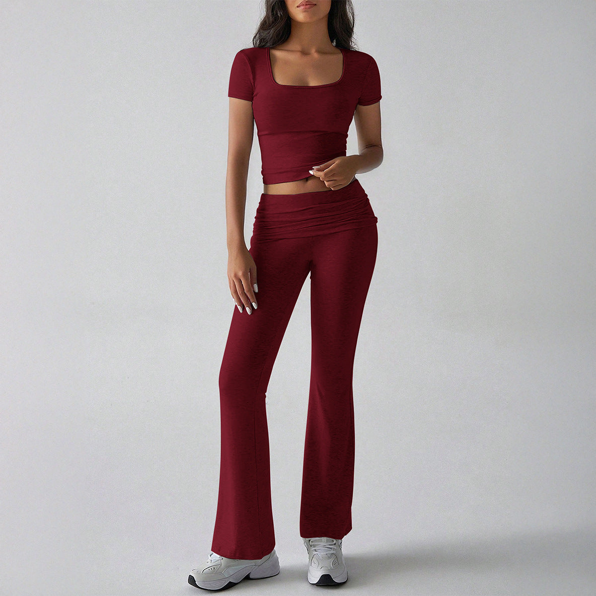 Sports Navel T-shirt & Long Pants