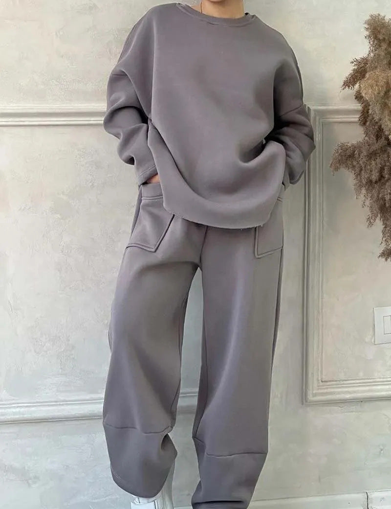 Women's Autumn And Winter Casual Loose Round Neck Long-sleeved Sweater Trousers Suit