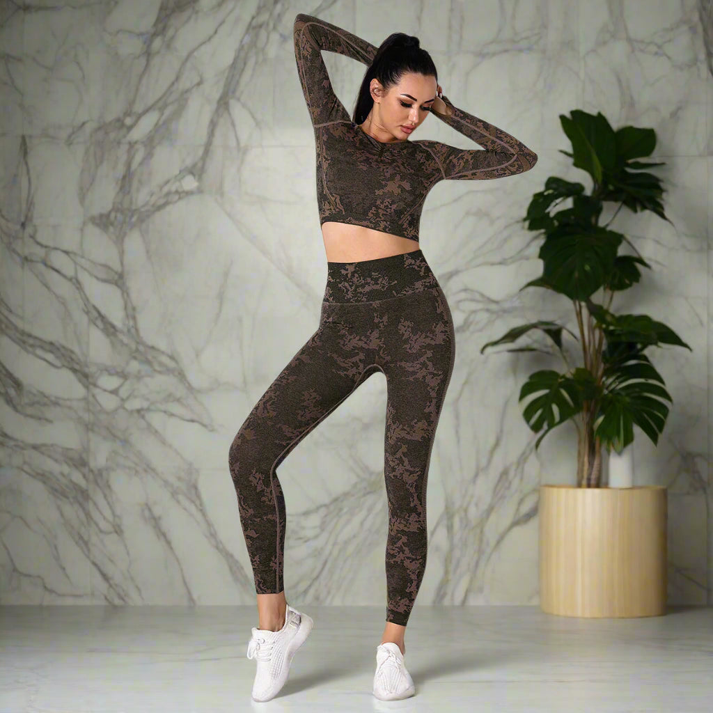 Versa2 Motion Set - Two-piece Knitted Seamless Active Wear Set.