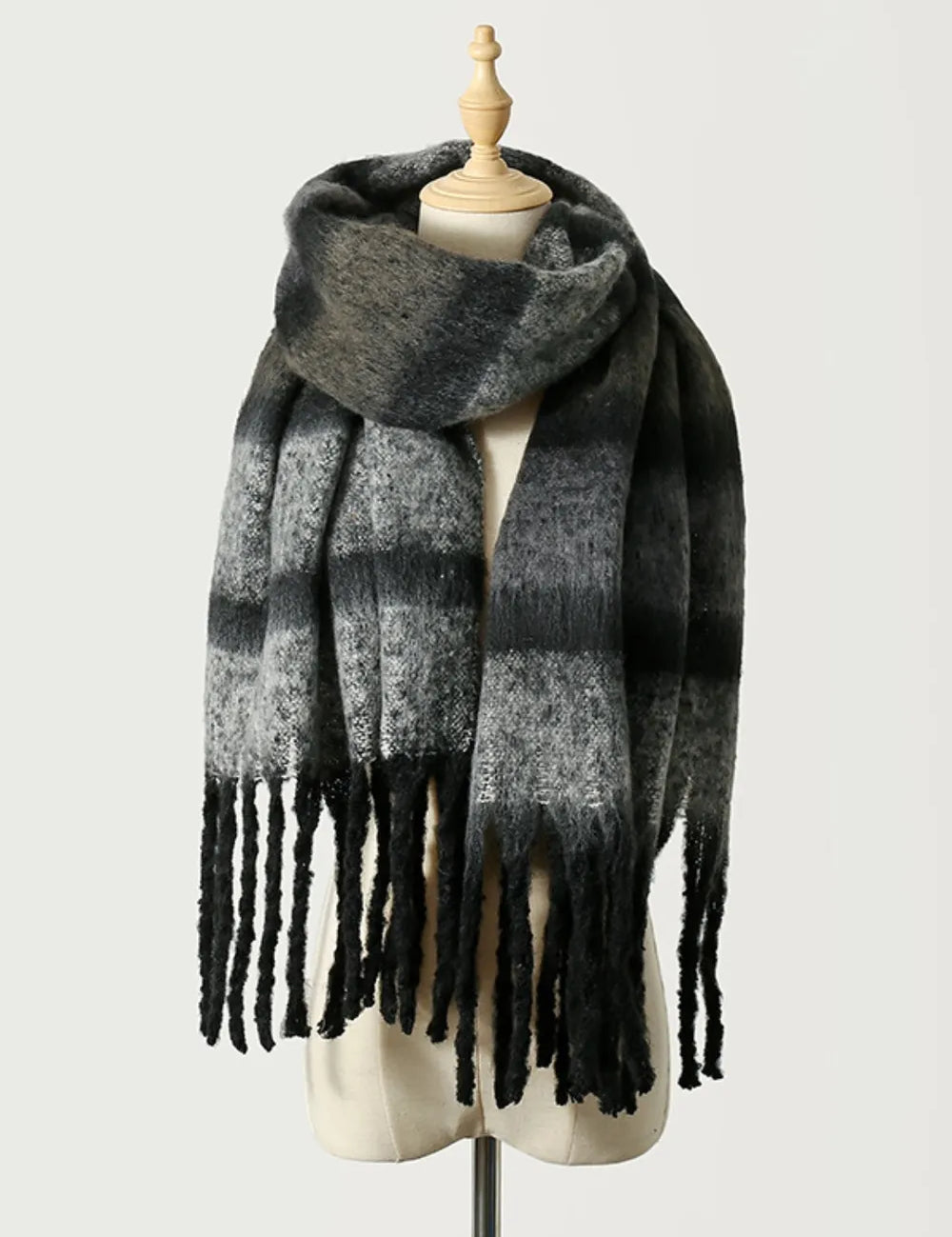 e249ce3a-b06e-4ed9-b8f5-5436e1c219f8-Max