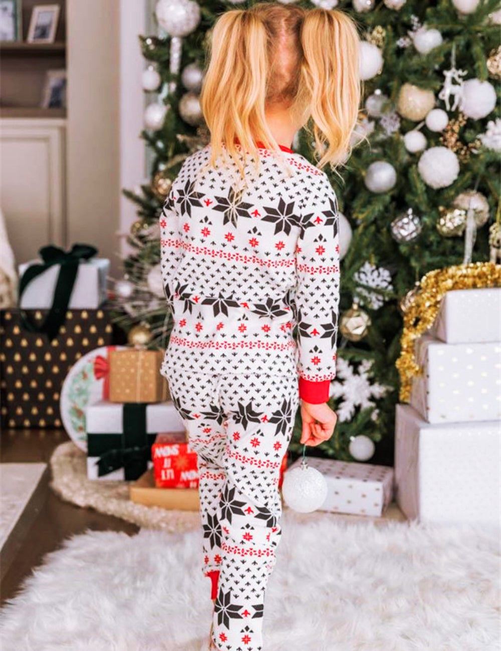 f83051ea97654f90b99a3bd51b1b4758-Max