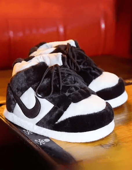 sneaker-slippers-black-and-white-panda-unisex-jordan-1-7033368.png